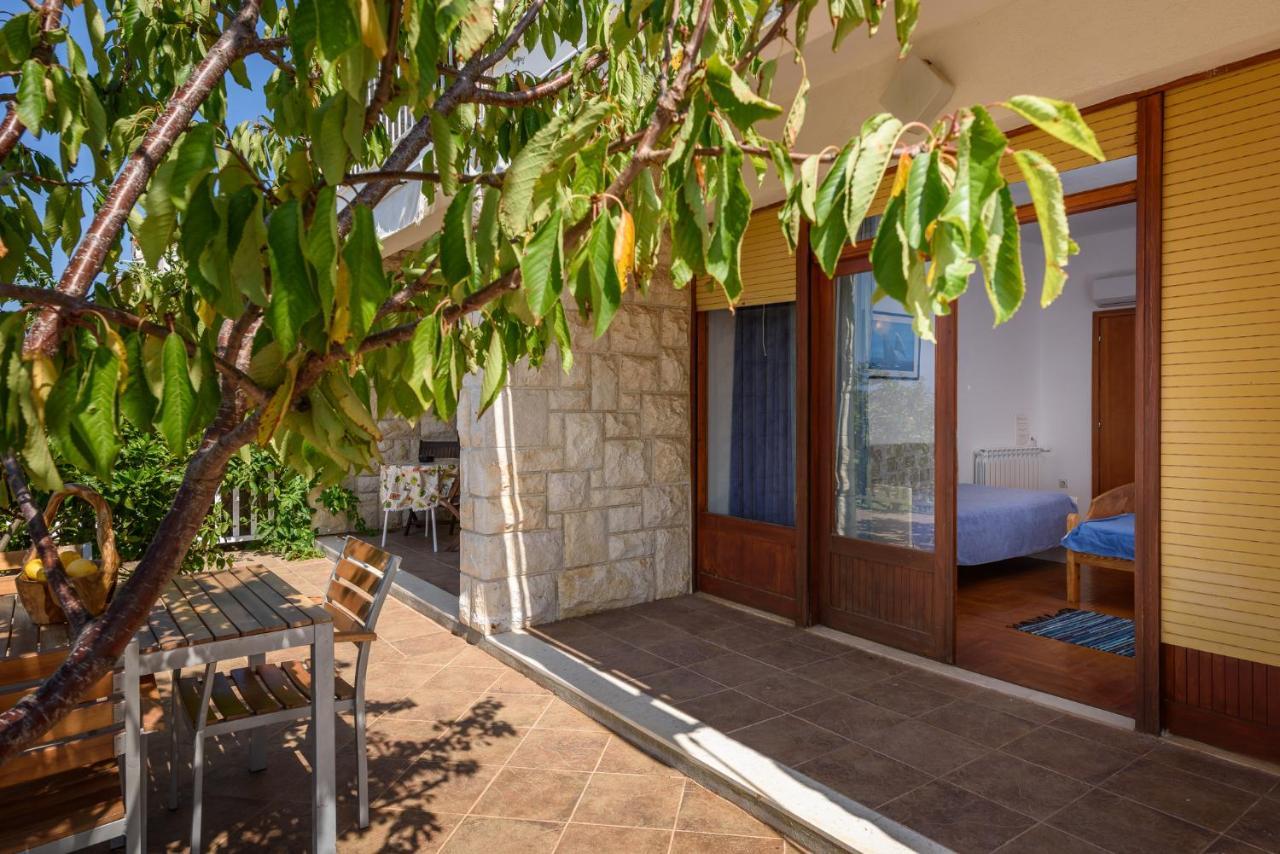 Fio'S Hotel Hvar Town Exterior photo