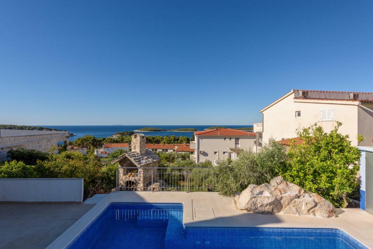 Fio'S Hotel Hvar Town Exterior photo